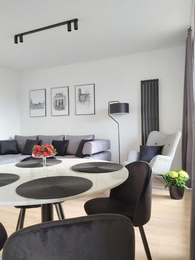 Apartament 150 Zaspa Vvita Z Prywatnym Ogrodem I Tarasem Gdańsk Extérieur photo